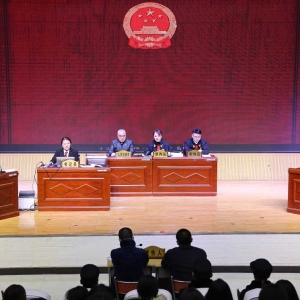 法槌敲响校园 法治浸润青春——陕州区人民法院巡回审判走进陕州区中等专业学校